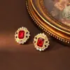 Brincos Barrocos Estilo Palácio Francês Vintage Qingdao, Modelo Vermelho, Modernos e Versáteis, Brincos Elegantes, Joias de Luxo Leve para Mulheres