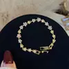 Pulsera con Cierre Súper Brillante de Zirconia de Color Ovalada, Diseño de Nicho de Lujo Ligero, Sensación de Alta Gama, Joyería Versátil y Exquisita