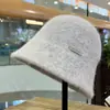 Chapéu de Balde Bege Elegante Estilo Francês para Outono e Inverno Feminino, Cor Sólida Artística, Simples e Versátil, Chapéu Cloche Quente