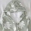 Bata con Capucha Infantil Estampado de Tortugas Verde Claro, Ropa de Dormir Gruesa de Franela para Niños, Bata Absorbente para Baño de Bebé