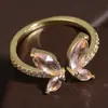 Anel de Borboleta Mais Vendido Internacionalmente Anel Aberto Ajustável para Mulheres Moda (Oco) Design Toque de Luxo Melhor Vendedor da Amazon