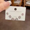 Moda Estilo Coreano Dulce Versátil Conjunto de Tres Piezas de Aretes con Pedrería y Flores Metálicas, Aretes Elegantes y Simples Súper Brillantes Venta al por Mayor