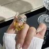Anillo de Corazón de Mariposa con Pedrería Color Viento Usado Nuevo Diseño Pequeño de Nicho Versátil Abierto Ajustable para Mujer