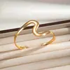 Pulsera de Brazo Europea y Americana con Forma de Serpiente Transfronteriza, Pulsera de Brazo con Línea de Ola Chapada en Oro, Cadena de Brazo Abierta Personalizada, Electrochapado de Hierro al por Mayor