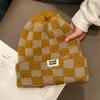 Gorro de Lana Tejido a Cuadros Rojos Ankora para Mujer, Gorro Cálido para Proteger las Orejas Otoño e Invierno 2026, Gorro Adelgazante para la Cara