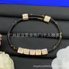 [Novidades Contínuas] Pulseira Cruzada Nova de Alta Qualidade Réplica Lv Letra V com Etiquetas, Artesanato de Ponta Atacado