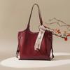 Bolsa Tote Feminina Bolsa de Grande Capacidade Bolsa de Axila 2025 Nova Bolsa Vermelha para Noiva Bolsa de Casamento Vintage Diariamente Disponível