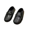 Otoño 2026 Nuevo Estilo Coreano Moda Zapatos de Cuero para Niños Niños y Niñas Moda Niños Pequeños y Medianos Bebé Suela Suave Mocasines