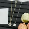 Collar de Moda Nuevo Estilo Chanel Primavera Temprana 2025 Lujo Ligero, Versión de Alta Gama Doble C de Chanel, Collar de Cobre Chapado en Oro, Lujo Ligero
