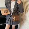 Moda Femenina de Nicho Versátil para la Primavera 2026, Bolso Cruzado con un Toque de Lujo, Bolso de Mano, Bolso de Hombro, Bolso Saco
