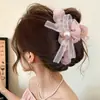 Pinza para el pelo de estrella con garra y estampado de leopardo estilo retro, dulce y fresca, para recogidos, pinza de acetato de gato y tiburón, accesorio de pelo elegante en forma de corazón