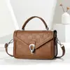 Bolsa Transversal, Bolsa de Ombro, Design de Luxo, Bolsa Feminina Tendência para o Dia a Dia, Bolsa Transversal Simples com Fecho tipo Concha e Relevo