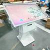 Máquina Todo en Uno Vertical con Pantalla Táctil de 43 pulgadas / Máquina de Consulta de Computadora Horizontal Tipo K de Pie en Techo Terminal de Supermercado Pantalla de Navegación En Stock