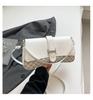 Bolso de hombro estilo francés para mujer, estilo retro, con hebilla de cinturón, estilo bandolera, 2025