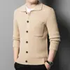 Jaqueta Cardigan de Tricô de Manga Longa Outono/Inverno Transfronteiriça para Homens, Suéter Casual de Lapela para Meia-Idade, Estilo Versátil de Comprimento Médio