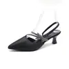 Sandalias de Verano 2026 Nueva Moda Estilo Hada con Pedrería, Punta Cerrada, Sin Espalda, Tacones Altos Bajos con Punta Francesa