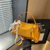 Bolsa de Mão Tecida Texturizada Retrô Transfronteiriça Versátil Tendência Alta Qualidade Textura Bolsa Transversal Estilosa Fashion Leve Luxo Bolsa de Ombro