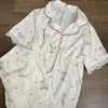 Pijama de oso chic y elegante con ribete de encaje, conjunto de shorts de manga corta de verano para mujer, adecuado para usar afuera como ropa de casa