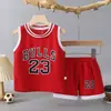 Traje de Ropa de Baloncesto para Niños Ropa Deportiva de Secado Rápido para Niños Ropa sin Mangas y Pantalones Cortos para Niños Grandes Ropa de Dos Piezas para Actuaciones de Jardín de Infancia
