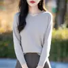 Camiseta interior de punto de algodón transfronteriza con cuello en V para mujer, nuevo estilo 2025, suéter suave y acogedor para capa interior, holgado y versátil, top fino de moda