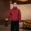 Invierno 2026 Nueva Chaqueta de Algodón Gruesa Cálida Casual con Cuello Alto para Mujer Corta Moda Abrigadora Acolchada Abrigo