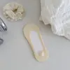Meias de Barco de Boca Rasa Femininas Verão Algodão Inferior Boca Rasa Invisível Nova Antiderrapante Resistente ao Calcanhar Respirável Meias de Seda Gelada Verão Finas