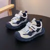 Sandálias Esportivas Infantis da Moda 2026 Novos Sapatos Aquáticos para Meninos Malha Respirável Meninas Biqueira Fechada Solado Macio Sapatos de Praia