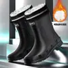Botas de lluvia cerradas para hombre, de altura media hasta la pantorrilla, impermeables, antideslizantes, resistentes al desgaste, adecuadas para pesca, uso en cocina y como botas de trabajo o zapatos de goma