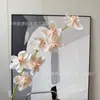 Orquídea Dendrobium Artificial Pendente Taj Mahal Cattleya Phalaenopsis Flor Artificial Arranjo de Flores Decoração de Sala de Casamento