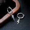 Aretes de Rayo de Diamante para Hombre, Aretes de Acero de Titanio, Clips para Oreja Irregulares de Nicho para Mujer, Lujo Ligero, Gama Alta, Joyería Versátil al por Mayor