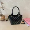 Moda Coreana Bolsa Feminina Bolinhas Bolsa de Mão Tipo Balde 2026 Nova de Verão Versátil Nicho Bolsa de Ombro Transversal Luxo Leve
