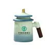 Tazas de té de cerámica de Jingdezhen con tapa, aptas para uso en la oficina, uso doméstico y uso personal; Hay diseños y texto personalizados disponibles