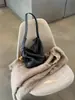 Bolsa Hobo de Couro Macio de Couro Bovino de Grão Superior para Outono e Inverno, Bolsa Tote Casual de Ombro, Bolsa Feminina de Couro Genuíno de Grande Capacidade, Personalização OEM