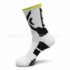 Calcetines deportivos de media pantorrilla para hombre de talla grande transfronterizos, calcetines para baloncesto y running, que absorben el sudor y son transpirables, con suela tipo toalla, y con diseño de letra y bloques de color para exportación