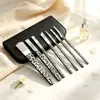 Set de Cuchillos para Pedicura de Acero Inoxidable con Patrón de Ventana, Removedor de Piel Muerta, Lima para Pies, Cortauñas Grueso, Set de Tres Piezas de Cuchillos de Yangzhou