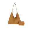 Bolsa Tote Grande e Elegante para Mulheres 2025 Nova Outono e Inverno Retro Nicho Versátil de Ombro/Axila