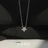 Collar de Zirconia Floral para Mujer, Diseño de Nicho Ins, Cadena para Clavícula con Colgante Versátil de Gama Alta Verano 2025 Joyería al por Mayor