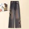 Nanyou Calidad Otoño e Invierno Nuevo Bordado Pesado Pedrería Retro Gris Cemento Ajustados Rectos Jeans Estrechos Pierna Ancha