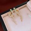 Pendientes de perlas de serpiente con circonitas de celebridades de Internet, pendientes vintage de nicho que combinan con todo, pendientes ligeros de lujo de alta gama, venta al por mayor para mujeres