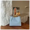 Bolsa Tote de Grande Capacidade 2026 Nova Coleção Primavera/Verão Versátil para o Dia a Dia Bolsa de Ombro Único para o Braço Bolsa de Mão com Textura de Alta Qualidade