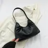 Bolsa de ombro design de nicho bolsa para o dia a dia simples moda bolsa de axila 2023 inverno nova tendência de moda bolsa de mão