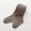 Comercio Exterior Venta al por mayor Transfronteriza Estilo Primavera y Otoño Algodón Lazo Grande Leggings para Niños Piernas Grandes Calcetines para Bebé Niña