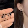 Pendientes Diablo Love Pendientes Femeninos Diseño Nicho Sentido Pendientes 2022 Nueva Moda Pendientes de Clip Sin Agujeros para las Orejas Femeninos Dulces Cool