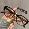 Novos óculos retrô pretos com armação gatinho lisos com bloqueio de luz azul, adequados para miopia, podem ser equipados com lentes de prescrição e projetados para rostos pequenos e mulheres que preferem um visual natural