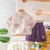 Traje de Verano 2025 para Niños, Estilo Inglés, Cuello Redondo, Rayas Verticales, Traje de Manga Corta de Moda para Bebé Niño