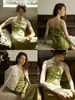 Vestido Sinan Chic Estilo Chinês Novo Design de Fita Cetim Francês Brilhante Alça Caída Sn3333