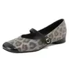 Zapatos de mujer con estampado de leopardo estilo francés, nuevos zapatos Mary Jane vintage para otoño de 2026 con correa de una hebilla y tacón bajo de piel suave
