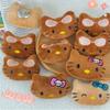 Colgante creativo de muñeca pequeña y linda, broche de muñeca con forma de corazón para niña, mochila, alfiler decorativo, llavero colgante