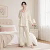 Conjunto de Pijama de Algodón Suave Estilo Coreano Flor de Cerezo Mariposa Acuarela para Mujer, Cuello Solapa, Conjunto de Ropa para el Hogar de Primavera y Otoño, Venta al por Mayor y Dropshipping