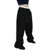Calça de moletom masculina Amazon Tk, modelo 2025, com cordão na cintura, corte reto, pernas largas e bolso com aba.